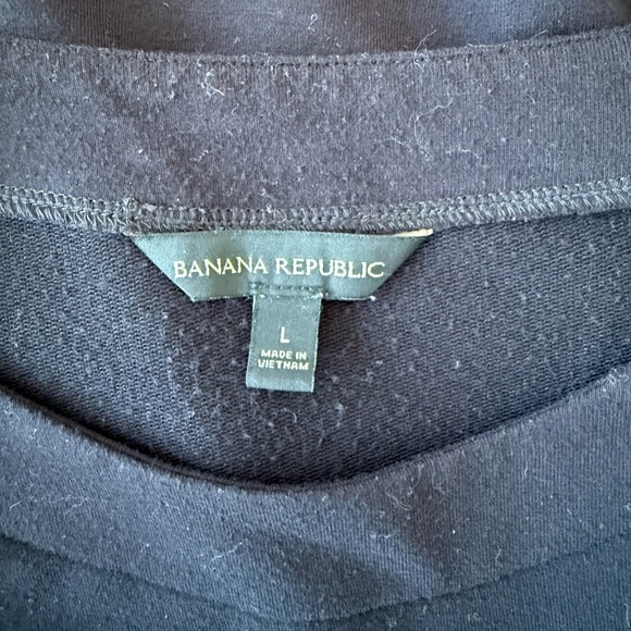 Banana Republic Black Crew Neck Sweatshirt | Size Large | Cozy & Polished - Picture 3 of 3